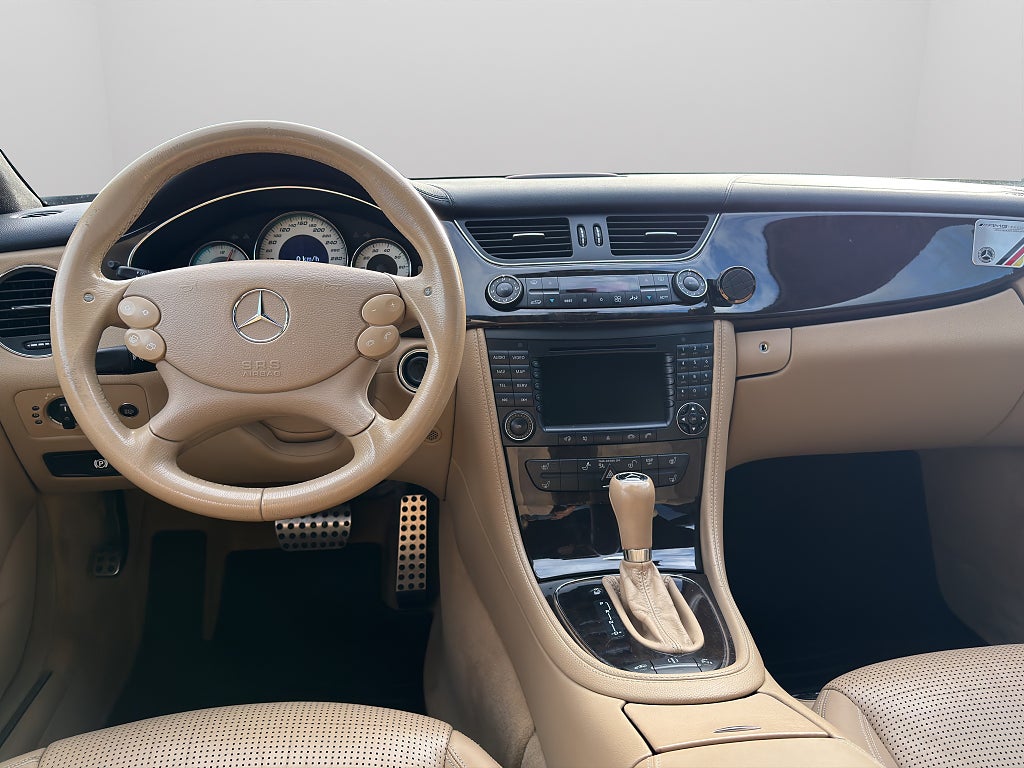 Mercedes-Benz CLS55 2005 - miniatyr 13