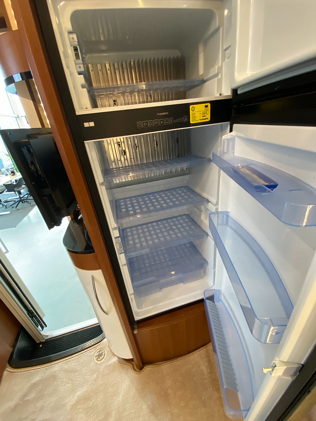 Rapido 7096 F /ALDE/AC bodel/Solcell/Automat 150hk/F2F - Rapido