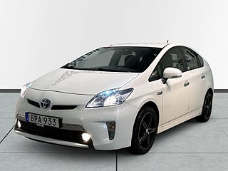 Toyota Prius Plug-in Hybrid 1.8 VVT-i Kamera Kamkedja HuD S/V-hjul – bild 4