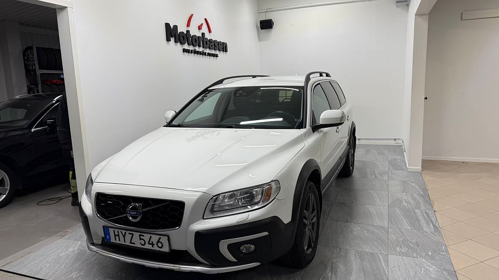 Volvo XC70 D4 AWD Geartronic Classic, Momentum | Ny kamrem