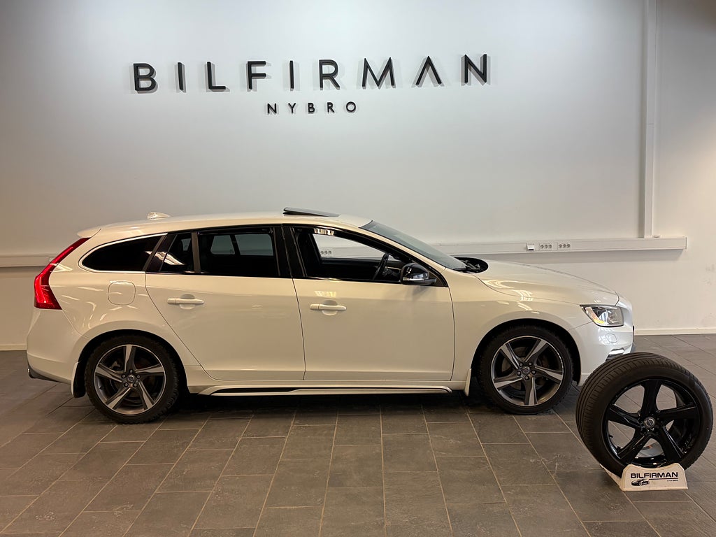Volvo V60 D5 AWD R-Design TAKLUCKA|VOC|BLIS