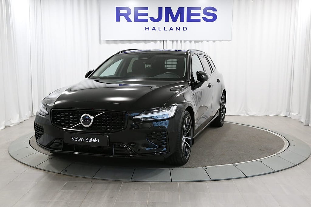 Volvo V60 T6 Plus Dark Edition