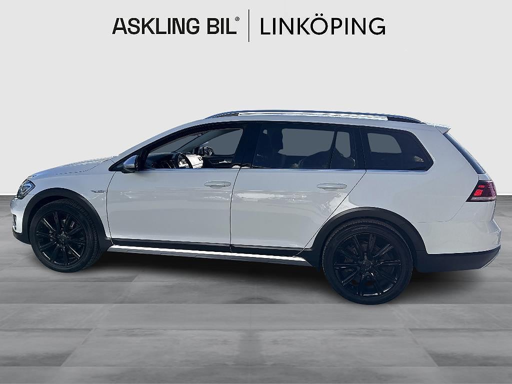 Volkswagen Golf Alltrack 2020 - miniatyr 3