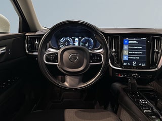 Volvo V60 T6 Twin Engine AWD Drag Rattvärme CarPlay S/V-hjul – bild 9