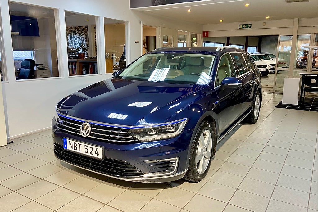 Volkswagen Passat Variant GTE 1.4 TSI ACT, Drag, Kamera, GPS, Gotlandsbil