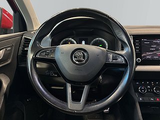 Skoda Karoq 2.0 TDI 4x4 Drag Värmare Navi Kamera S&V-däck