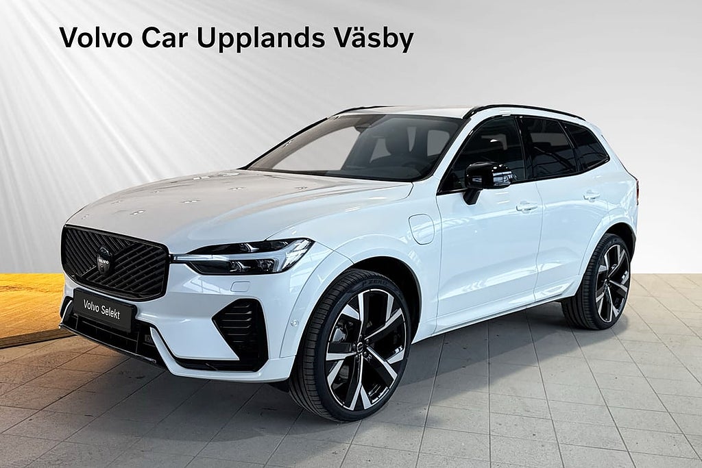 Volvo XC60 T6 Plus Black Nordic Edition / Bowers&Wilkins...