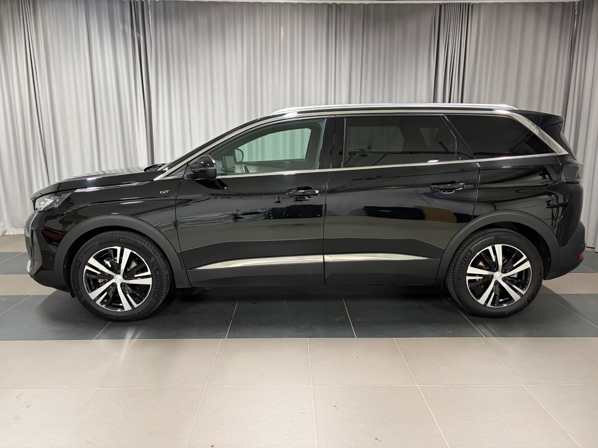 Peugeot 5008 2023, bild 2/39