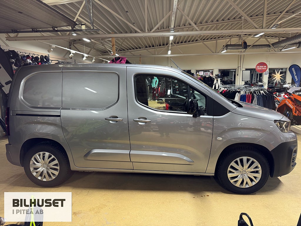Peugeot e-Partner PRO+ L1 50kWh Drag -22 