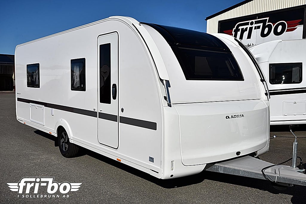 Adria 613 HT Adora, Långbäddar
