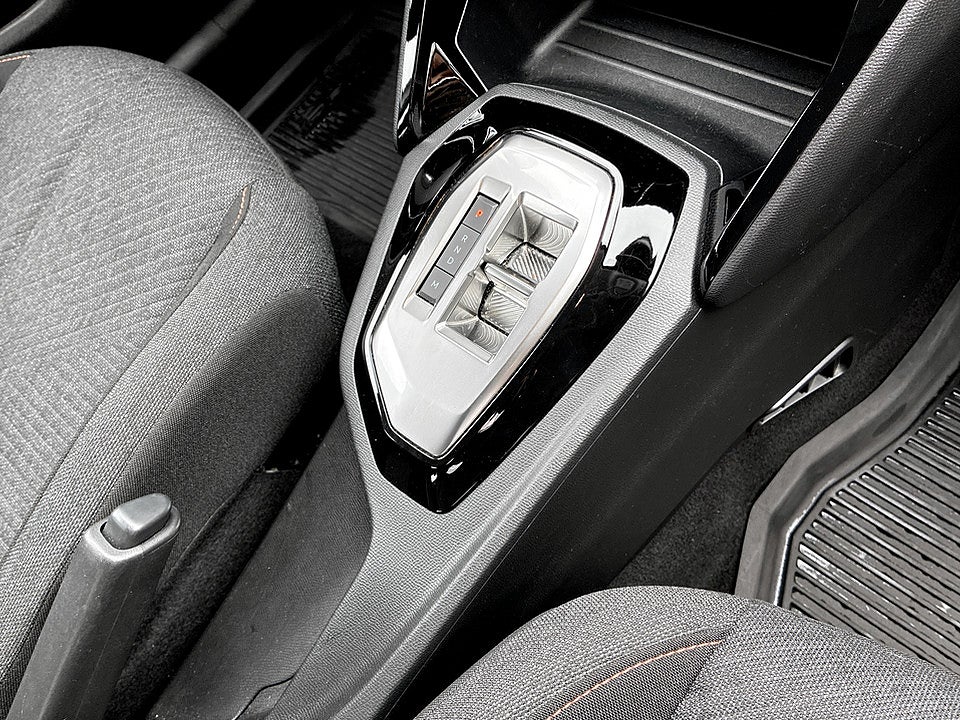 Bild på Peugeot 208 Style Hybrid 100hk Aut CARPLAY BACKSENSORER