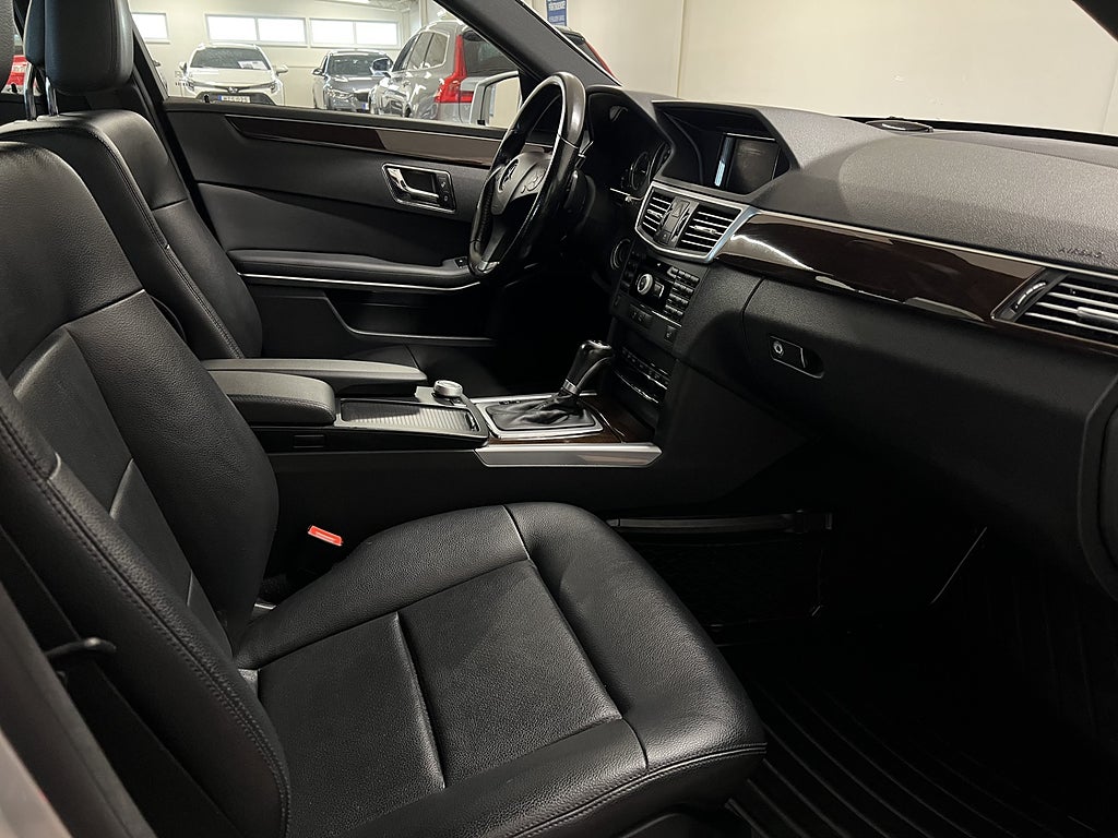 Mercedes-Benz E 2010 - miniatyr 6