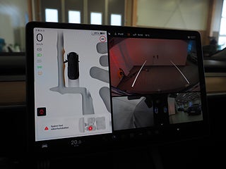 Sedan Tesla Model 3 19 av 23