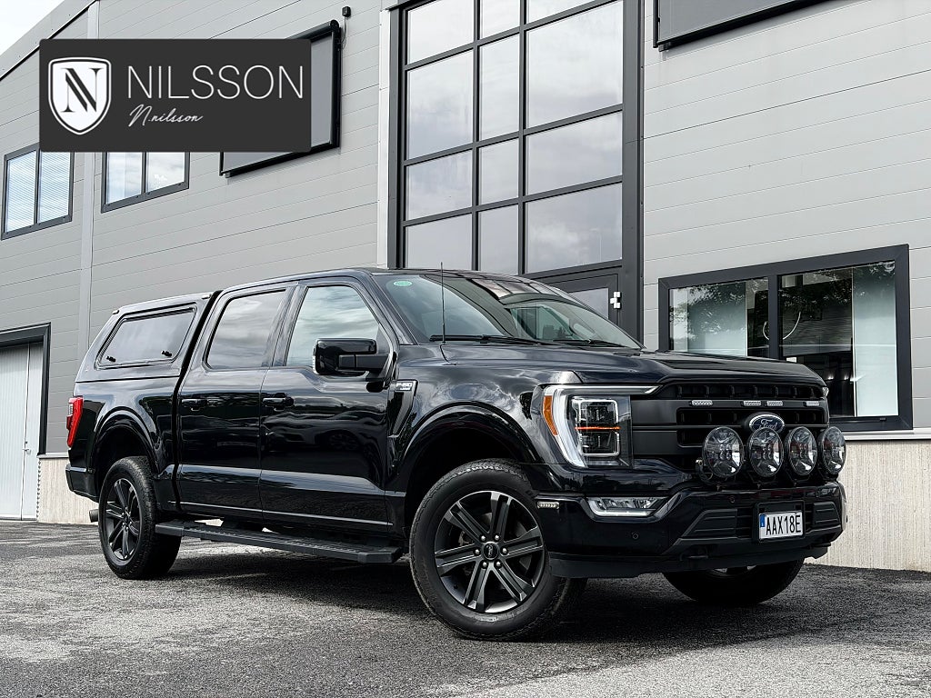 Ford F-150 Lariat SuperCrew 5.0 V8 406hk 4x4 Låg skatt Moms 2023