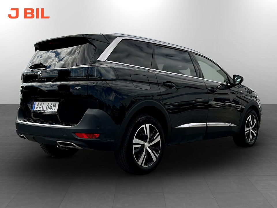 Bild på Peugeot 5008 GT 1.2 PT 130hk Aut 7-SITS B-KAMERA CARPLAY