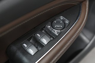 Halvkombi Opel Insignia 9 av 25