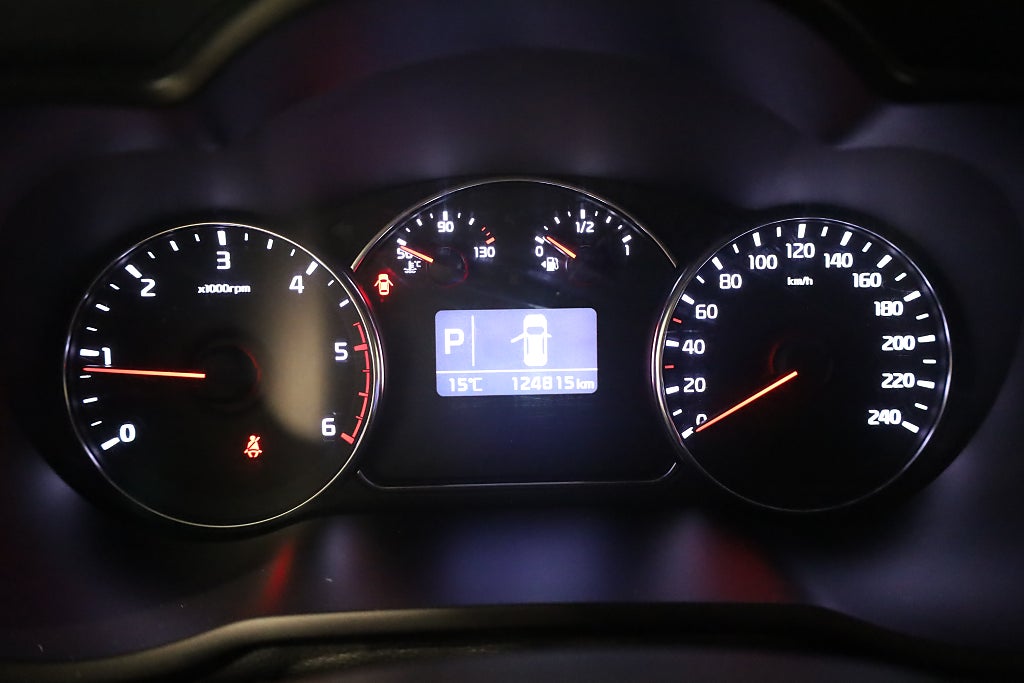 Kia Carens 1.7 CRDi AUT GLS Drag M-Värme 7-Sits Blåtand Rattvärme 2016