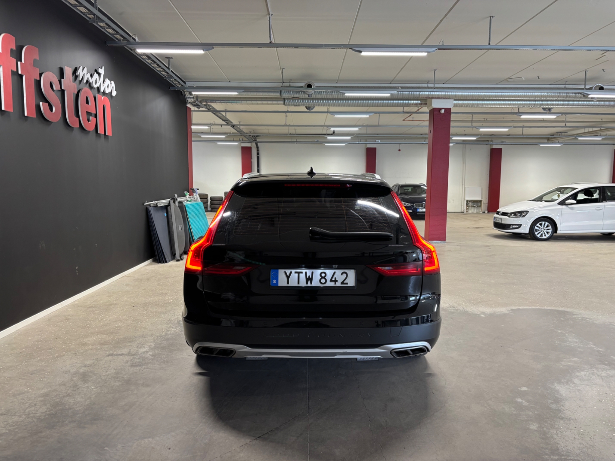 Volvo V90 Cross Country 2019, kuva 4/39