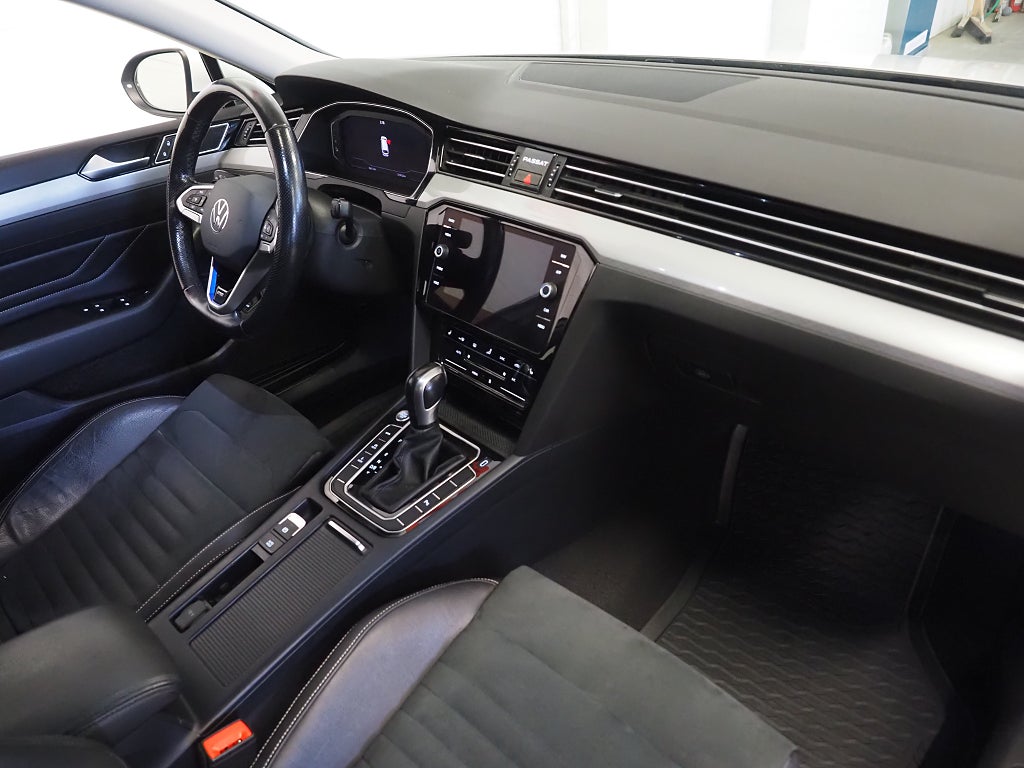 Volkswagen Passat SC GTE 1.4 TSI Plug-in Drag Cockpit Värmare Keyless GPS 2021
