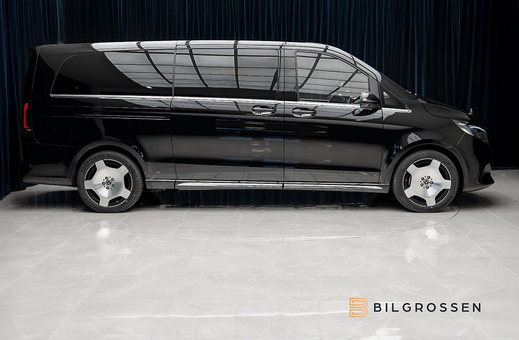 Mercedes-Benz V 300d 4MATIC Lyx Säten Airmatic Massage MOMS