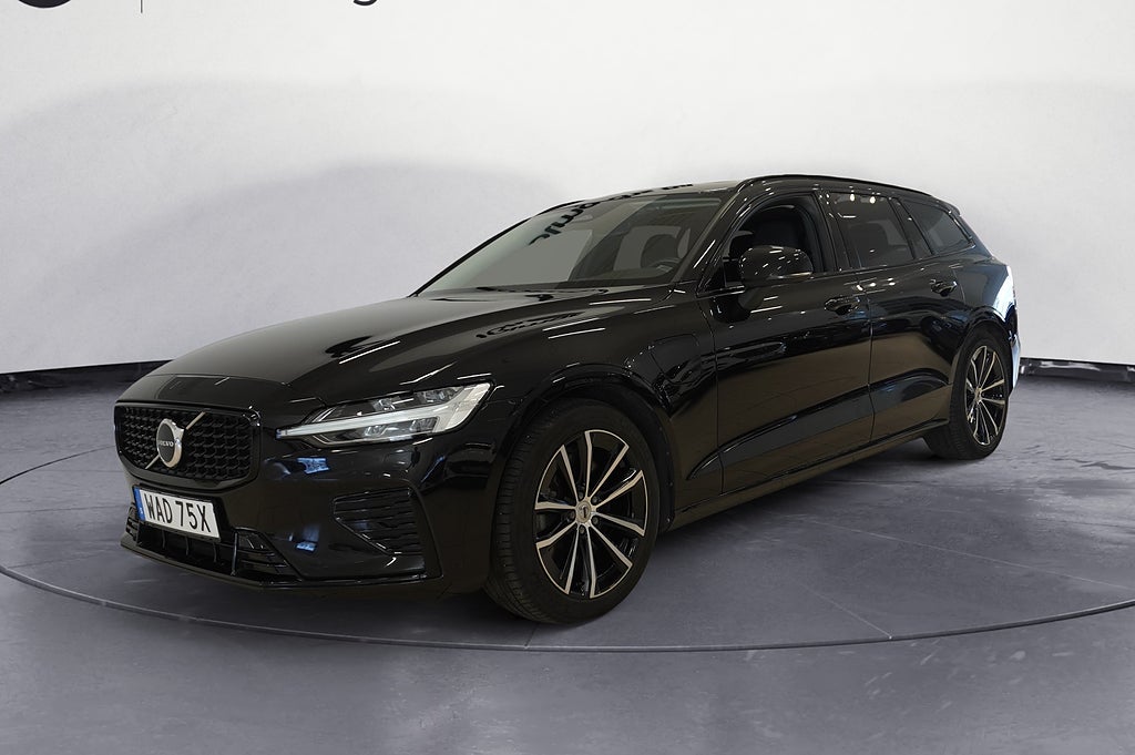 Volvo V60 Recharge T6 AWD R-Design 350hk | Ränta 2,99%