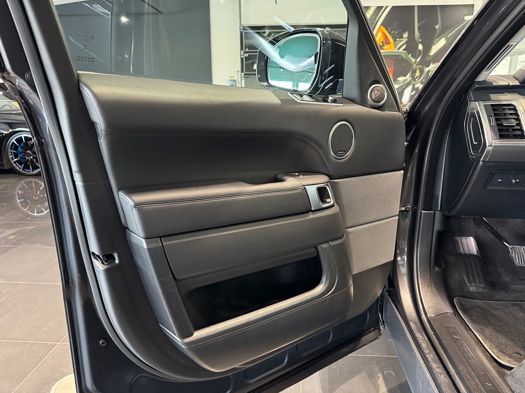 Land Rover Range Rover Sport SE D250 Luftfjädring Värmare 250 HK - bild 8