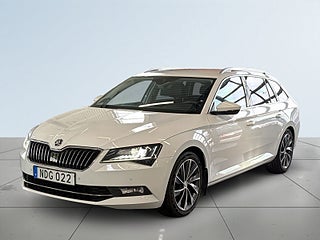 Skoda Superb Kombi 2.0 TDI 4×4, L&K S&V-hjul/Kamera/Drag/Carplay – bild 16