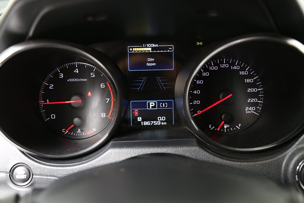 Subaru Outback 2,5i 175hk Base AWD Aut Motorv Drag Extraljus 2017
