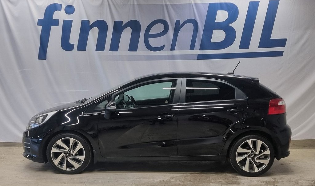 Kia Rio 5-dörrar 1.2 CVVT GLS Bsiktigad Backkamera Backsensor