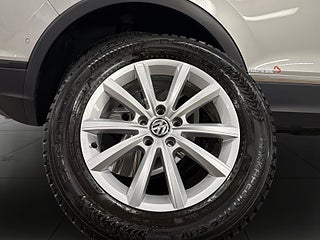 Volkswagen Tiguan 2.0 TSI OPF 4Motion S&V-Hjul/Drag/Backkamera/Pvärmare – bild 14