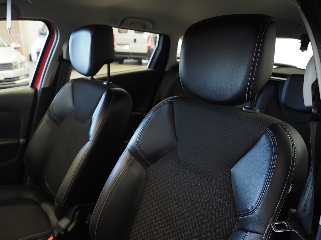 Renault Clio Sport Tourer 0.9 TCe 90hk Intens Navi Bass Reflex 2019
