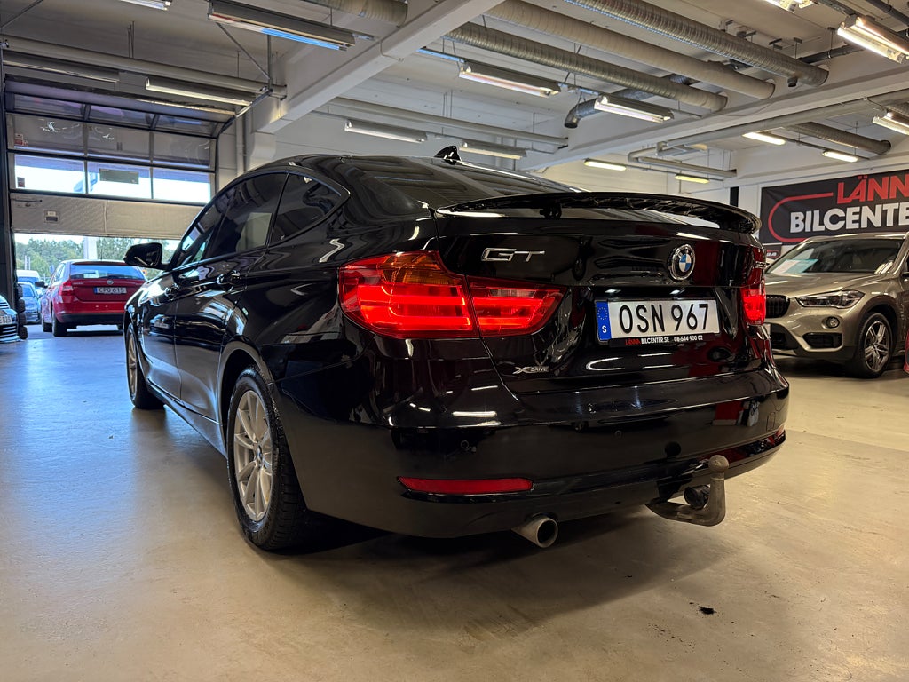 BMW 320d 2015 - miniatyr 10