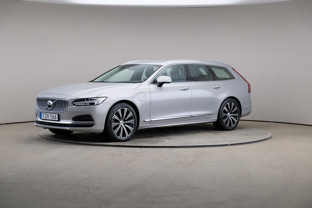 Volvo V90 Recharge T6 350hk AWD Plus Bright Läder Drag