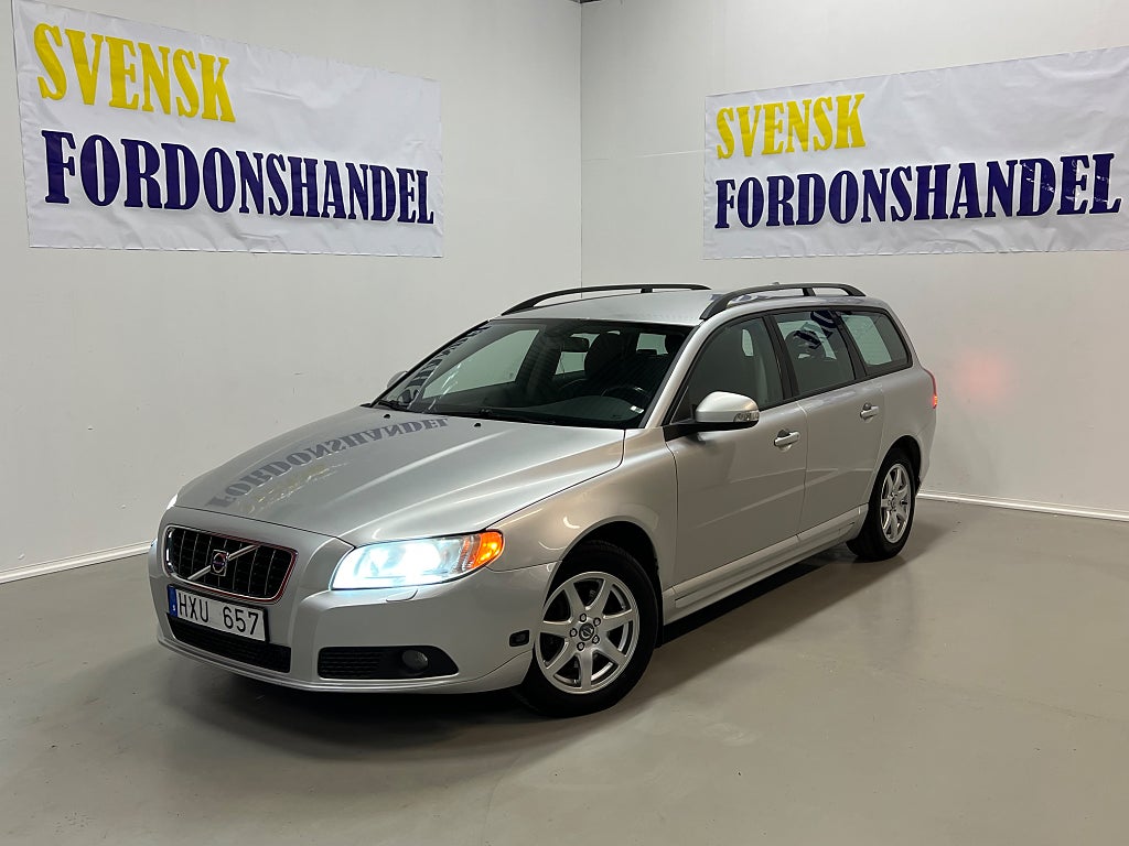 Volvo V70 2.5FT Geartronic Momentum Dragkrok Motorvärmare Nybes