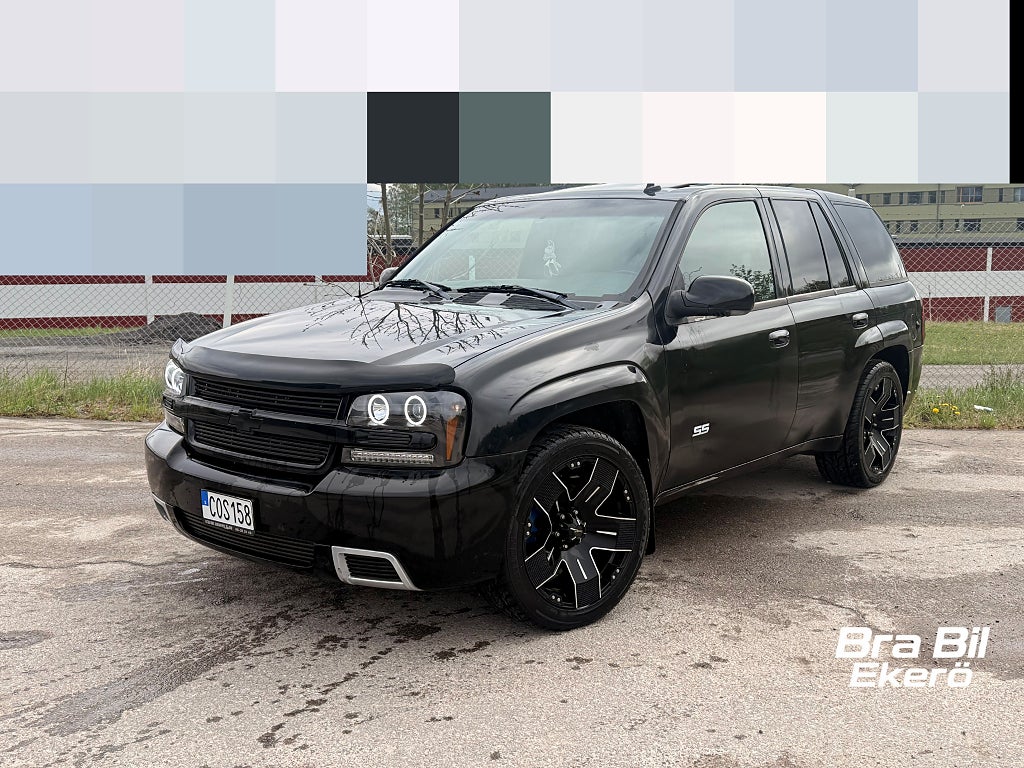 Chevrolet TrailBlazer SS 6.0 V8 4WD Hydra-Matic