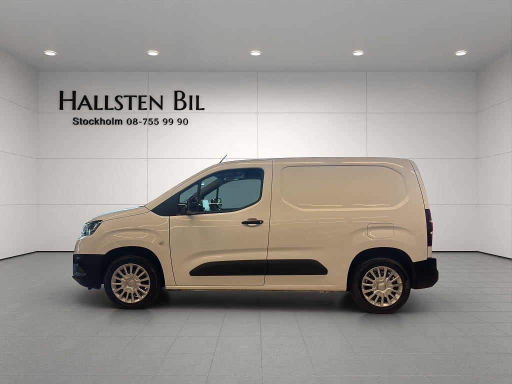 Toyota ProAce 1.5D City 3-sits Fjärr Värmare Kamera Moms