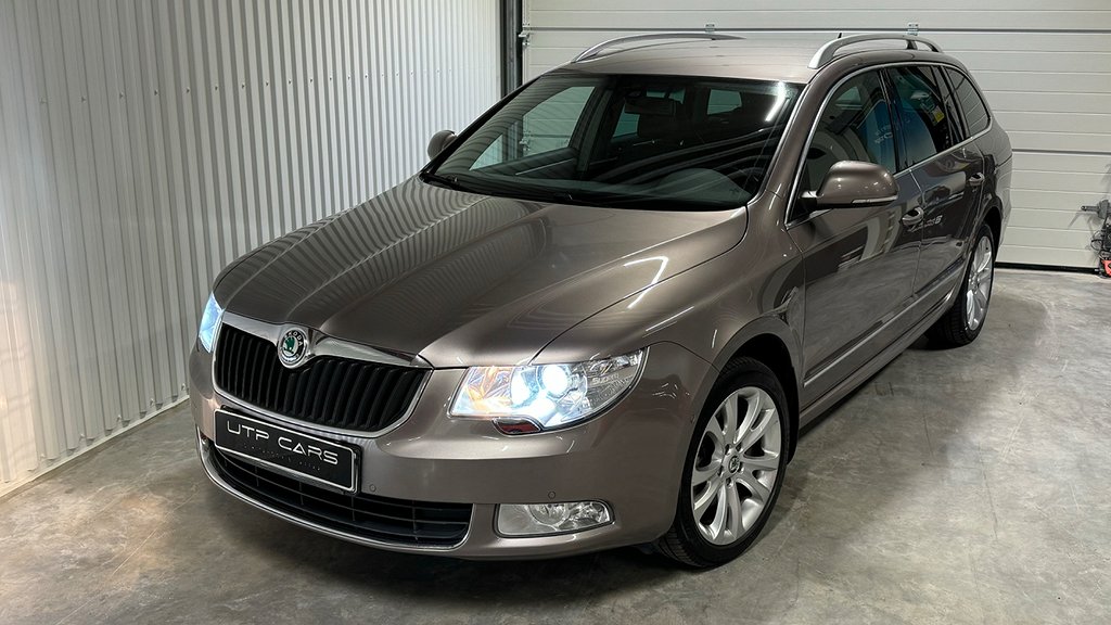 Skoda Superb Kombi 1.8 TSI Elegance / Dragkrok / Elegance