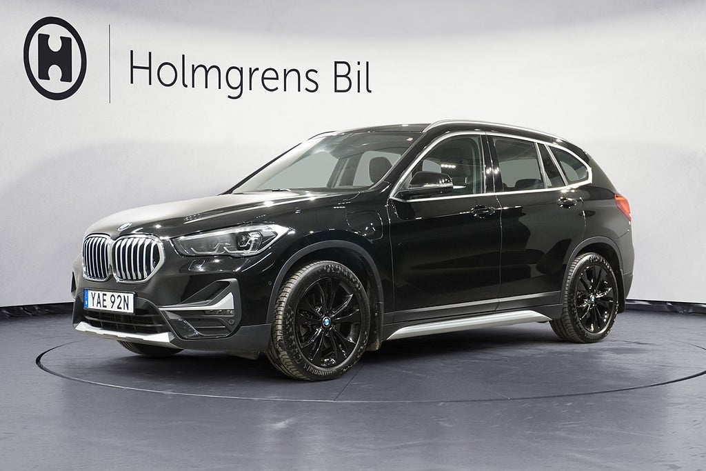 BMW X1 xDrive25e xLine Connected LED HUD PA