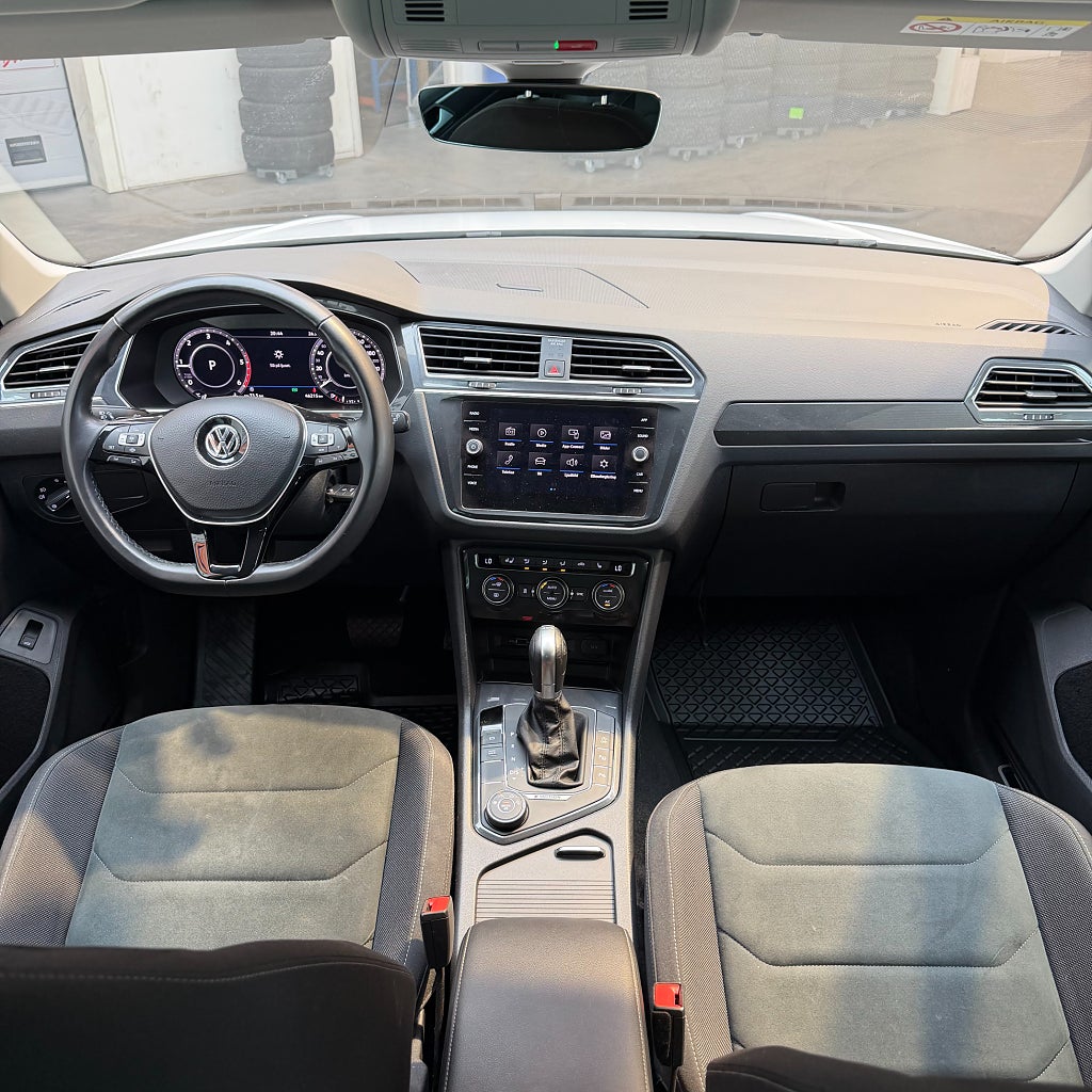 Volkswagen Tiguan 2.0 TDI 4M GT Cockpit Carplay Backkamera Dag Värmare