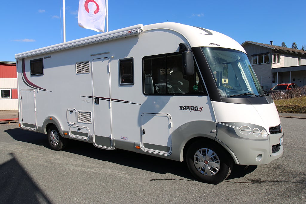 Rapido 8090 DF  Dubba AC Alde Qeenbed 1 års garanti