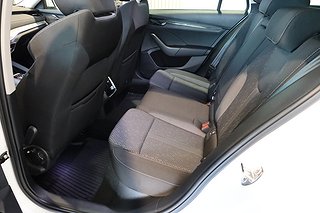 Kombi Skoda Octavia 10 av 22
