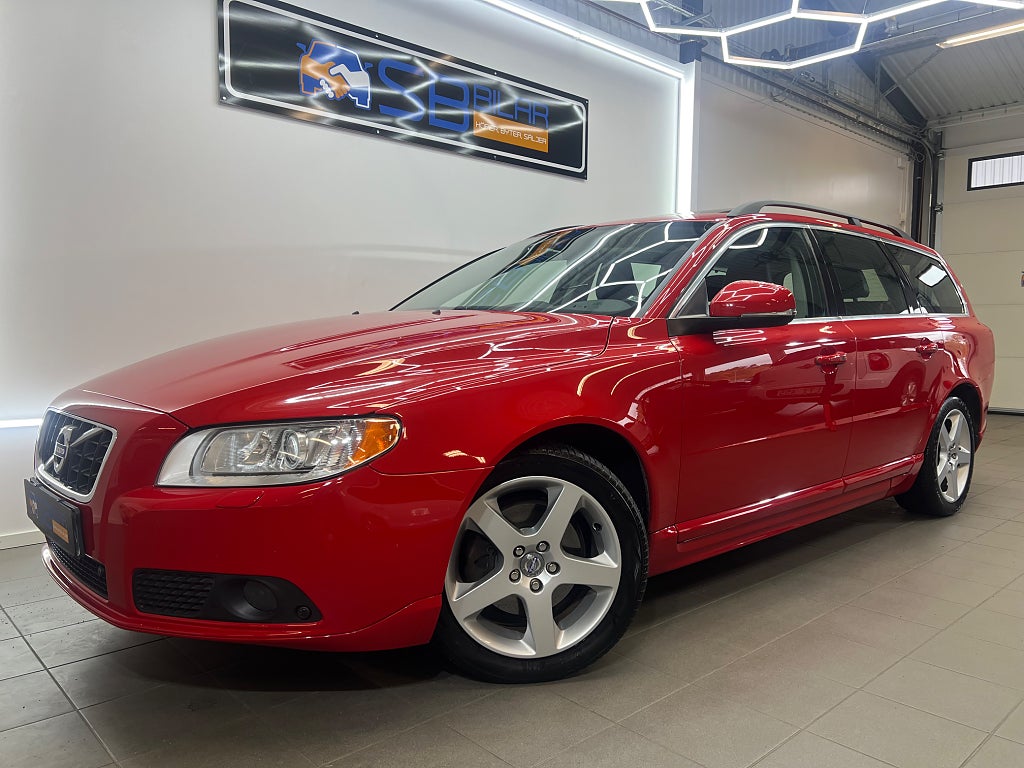 Volvo V70 D2 Geartronic, 115hk Momentum Taklucka Navi Drag