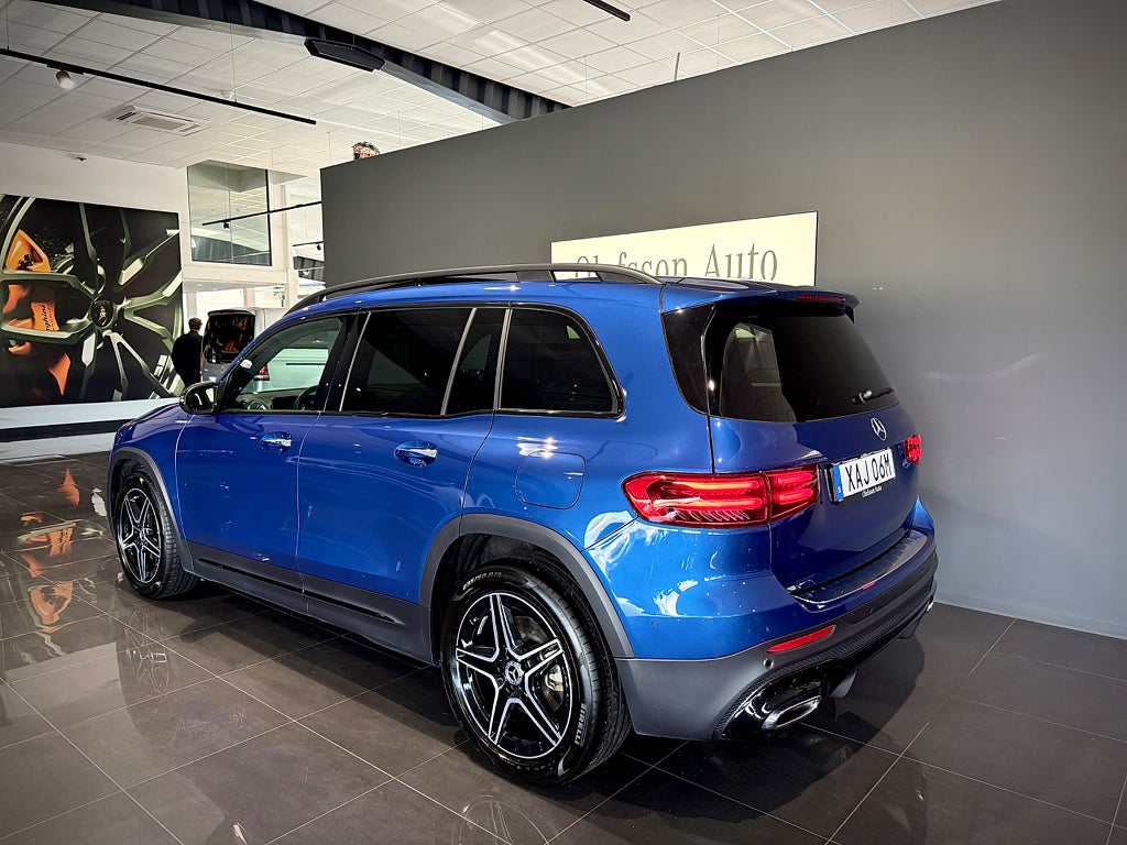 Mercedes-Benz GLB 200 AMG Premium 7 sits Värmare Glastak Drag - bild 3