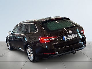 Skoda Superb 2.0 TDI 4x4 Businessline Style S&V/Kamera/Drag/Dvärm