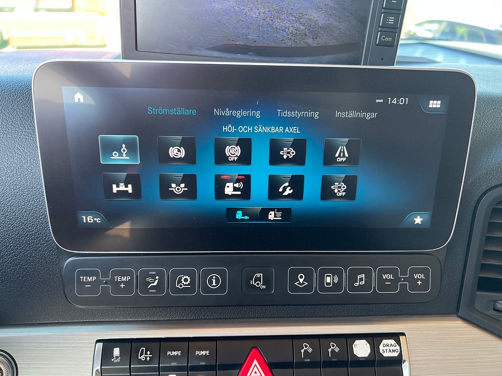 Mercedes-Benz Arocs 3251 Tridem Lastväxlare, Fullt Plogutrustad