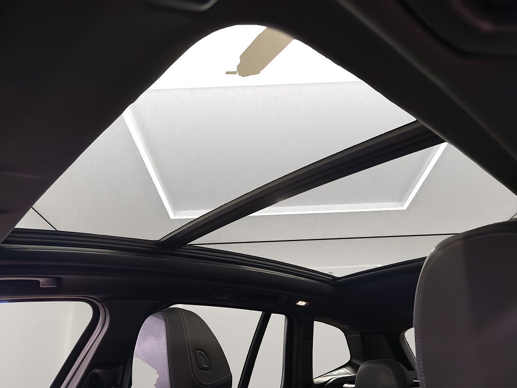 BMW iX3 M Sport Glastak Cockpit Läder Drag - bild 7