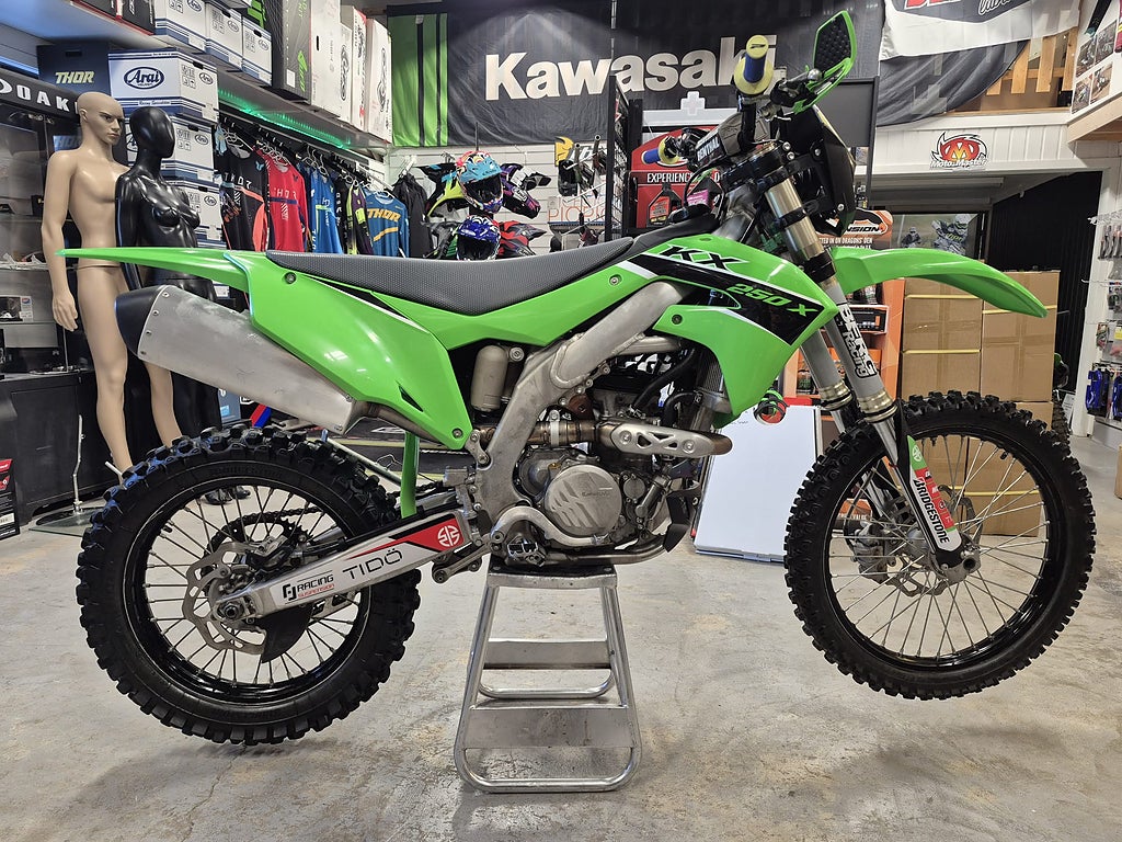 Kawasaki KX 250 X Enduro 