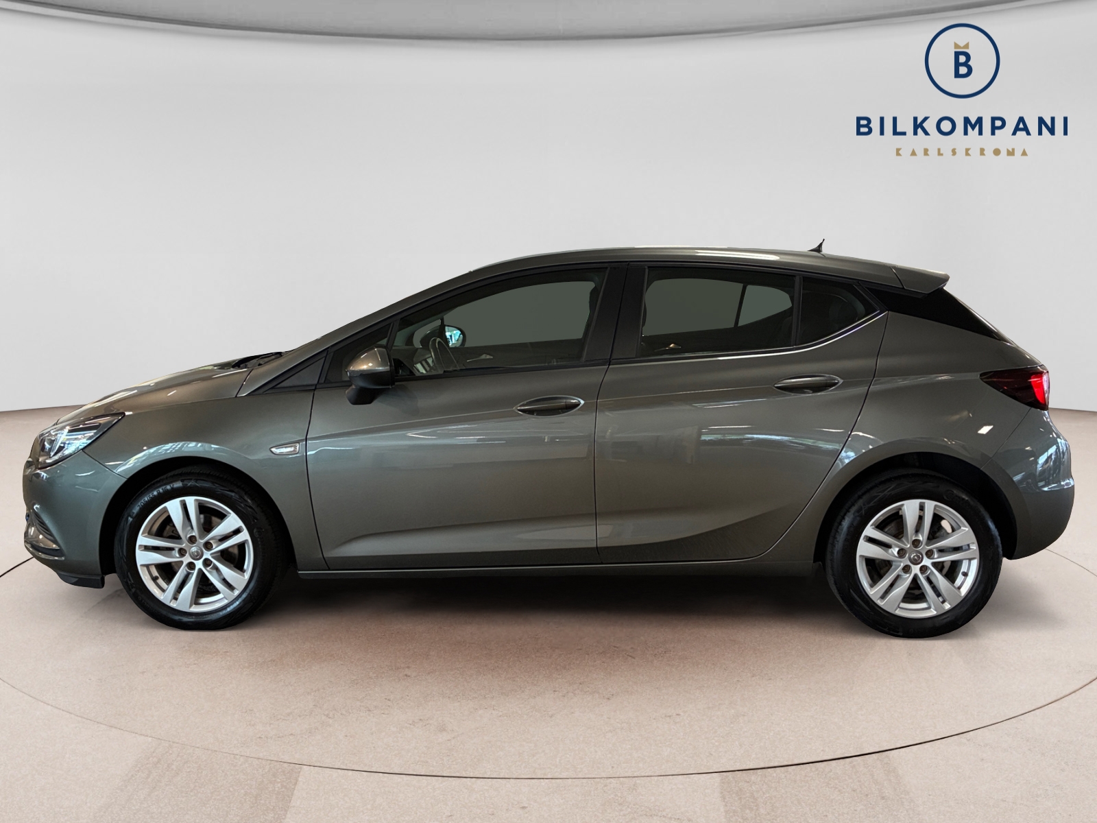 Opel Astra 2019, bild 2/45