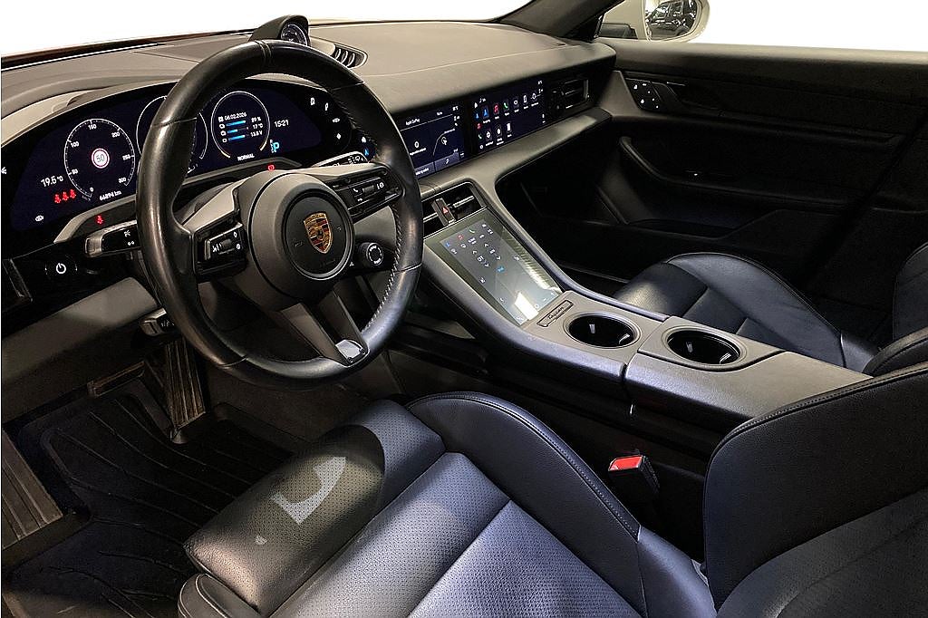 Porsche Taycan 4S Cross Turismo, Sport C, Pano, Bose, 360 kamera