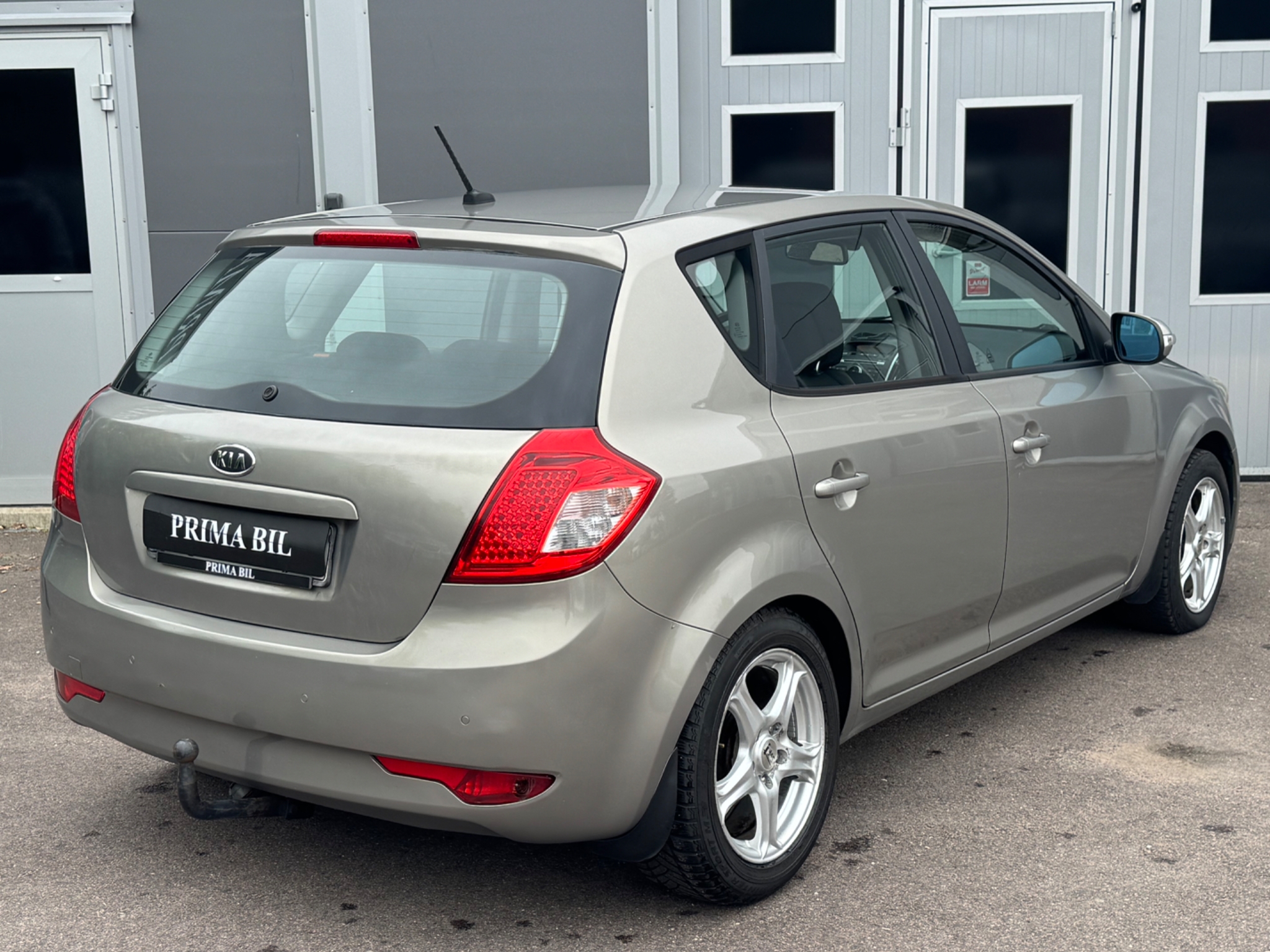 Kia Ceed cee'd 1.6 CRDi ECO Nybes 2010, bild 4/36